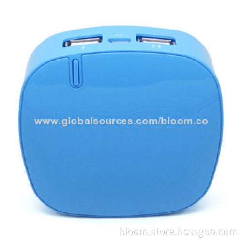 5,000mAh USB Mobile Phone Chargers with 5V/2A Output and LED Flashlight, CE/FCC/RoHS Marks